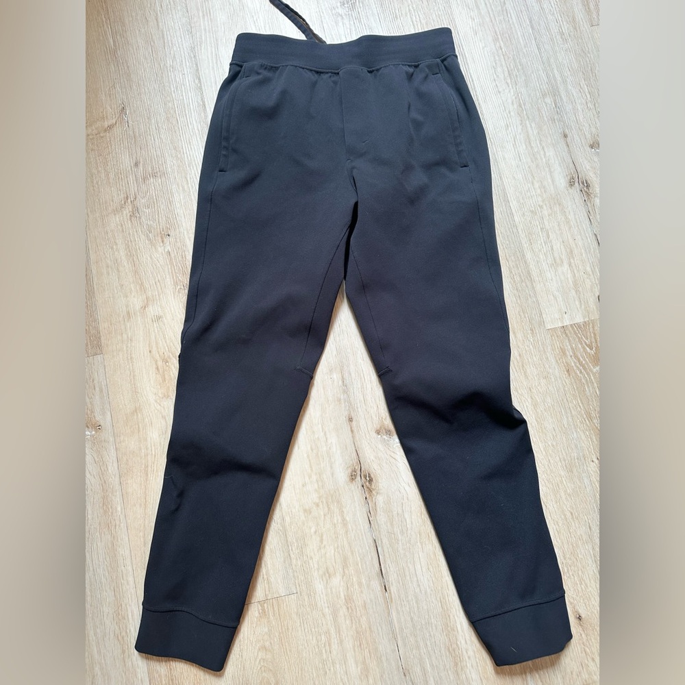 Lululemon Men's Black Slim Tech Pants